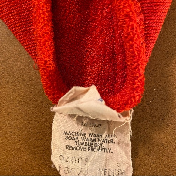 Red Terry Cloth Vintage Shirt - Picture 5 of 5